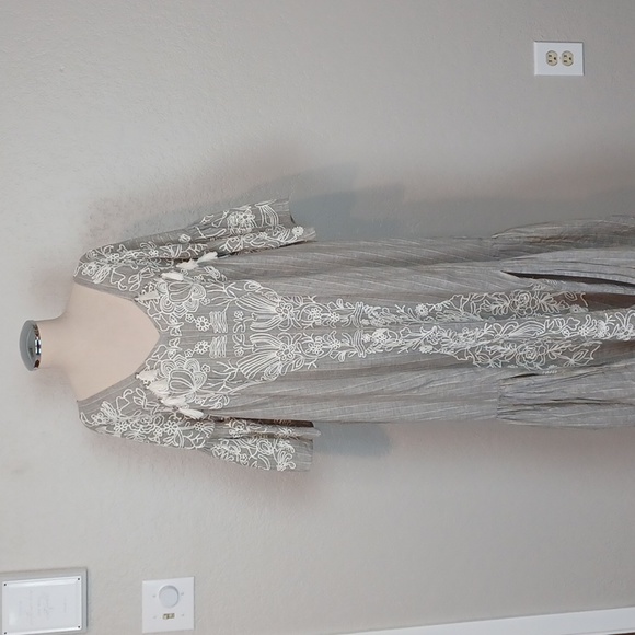 Anthropologie Maeve Tisdal Embroidered Tassel Dress Size 2 - Picture 1 of 12